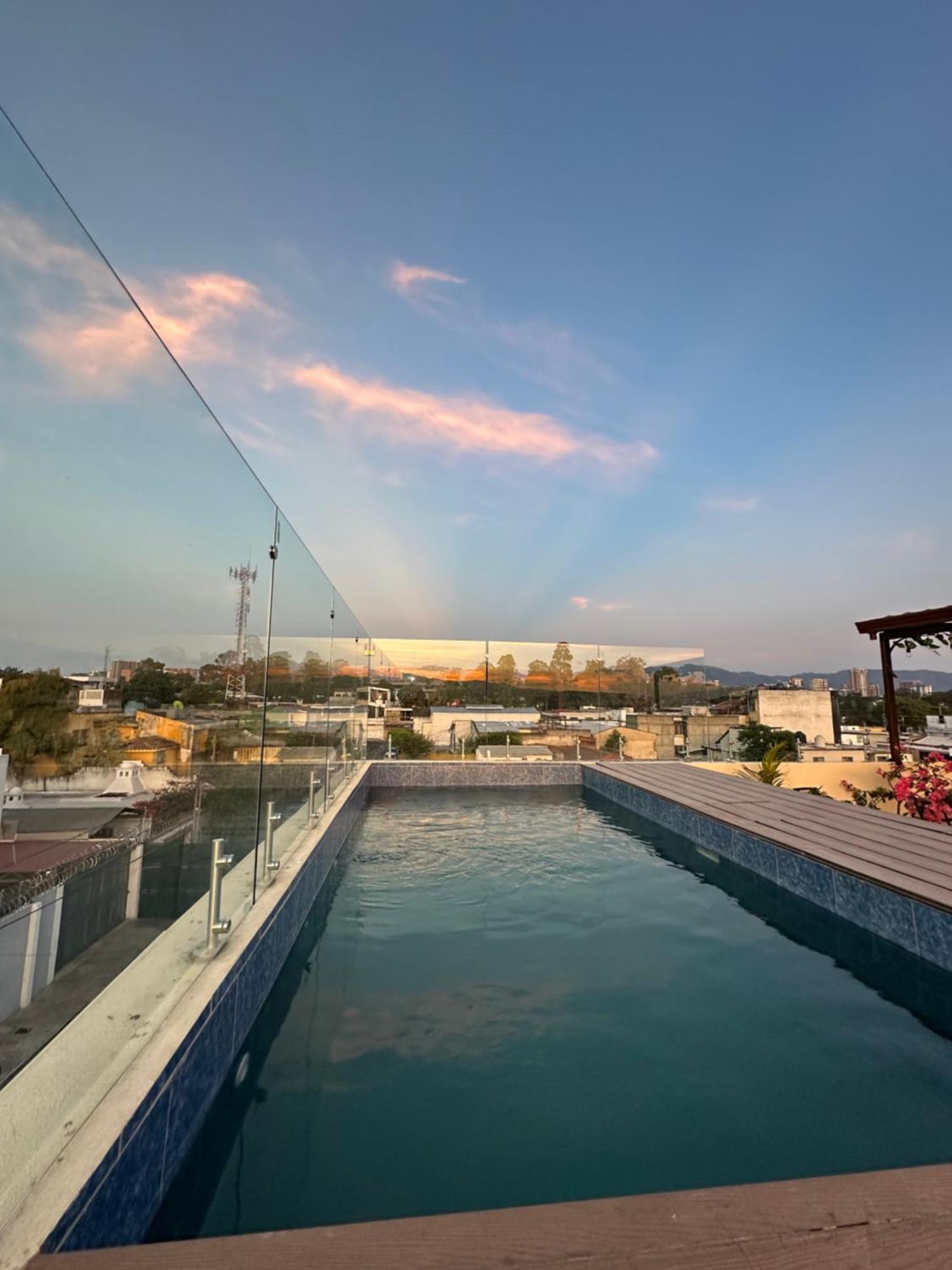 Sky Garden Hotel Guatemala City Ngoại thất bức ảnh